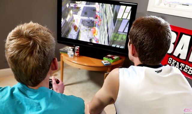 Next Door Twunk: Gargle My Bulbous Shaft Anderson!