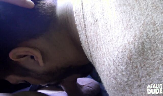 Reality Studs: Yam-sized Fountain Fellated All Over His Bod