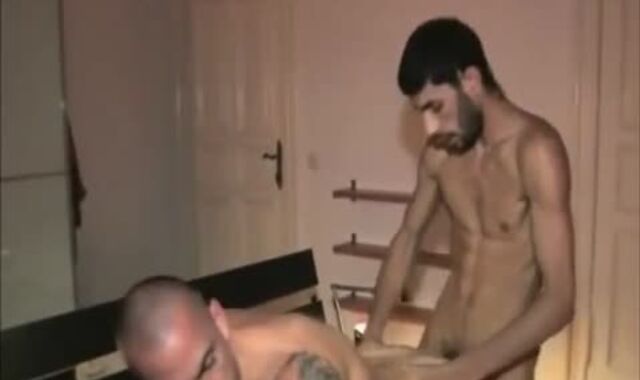 XXL Arab dinky Ruins Milky rear entrance