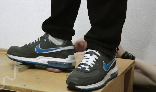 Eggs Stomping Makes uber-sexy Pancakes (sack Stomped In Cell, also Postcum)