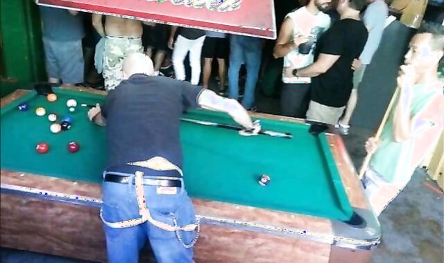 Me Wishing My Neighbors W Ould witness Me And strike Me