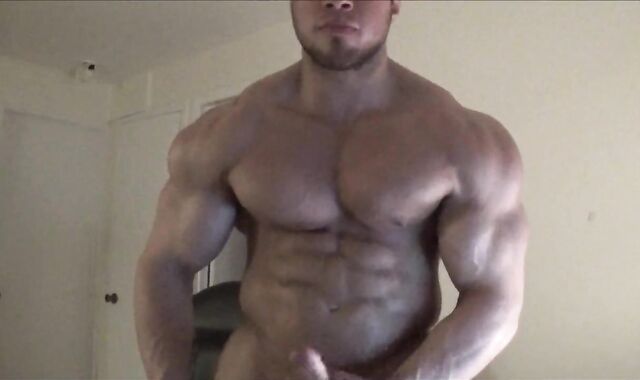 Bodybuilder webcam