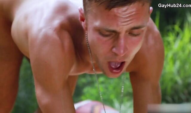 Adrian Hart and Ari Avanti