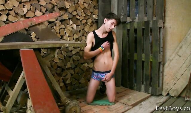 Stroking & Booty Frigging with Samuel