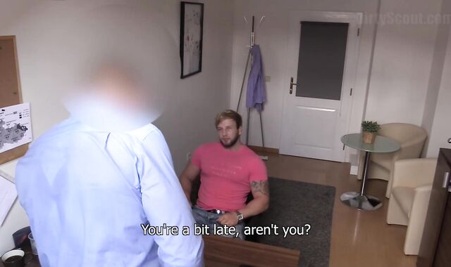 Sloppy Scout: Currency Converse with a Otter