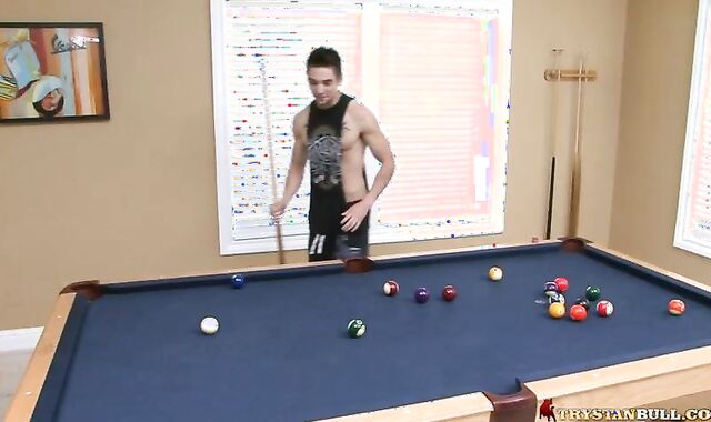 Trystan Bull: From Friendly Competition to Ultra-kinky Nailing