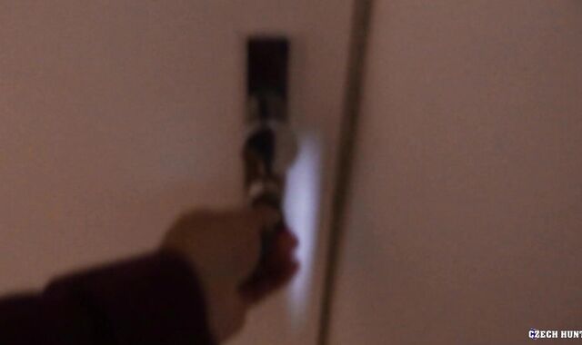 Czech Hunter: When Property Viewing Takes an Sudden Turn