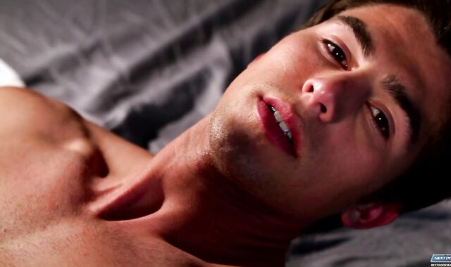 Next Door Masculine: Barebacking with Southern Belle Jax