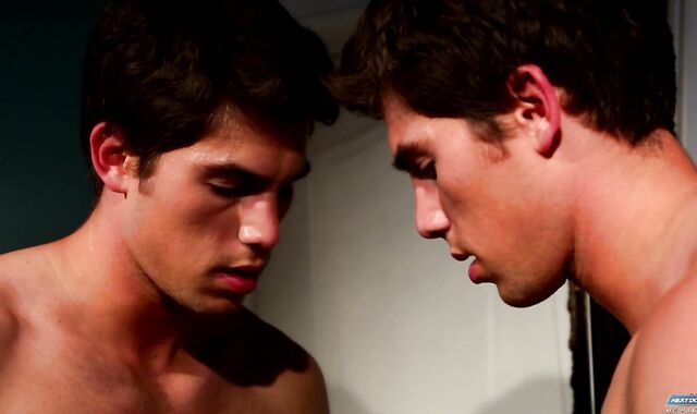 Next Door Masculine: Barebacking with Southern Belle Jax