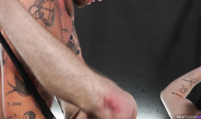 Next Door Moist: Euro Nick Milani luvs rock hard nailining