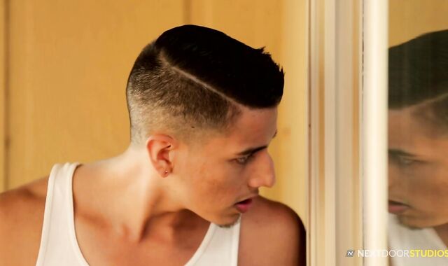 Next Door Twunk: Little by little enlargening the rhythm