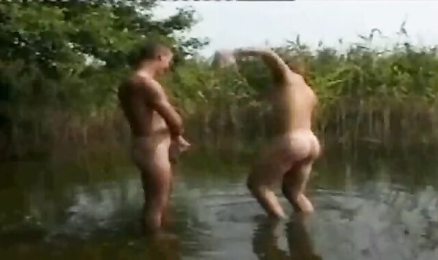 2013.03.01. 12-19-45