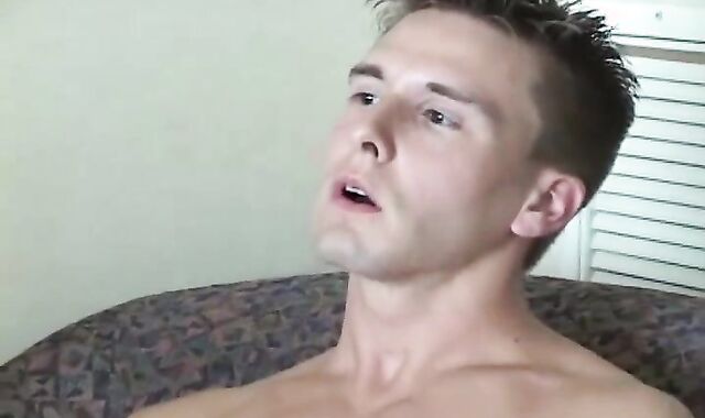 Stroke That Lollipop: Braveheart Lads on Show