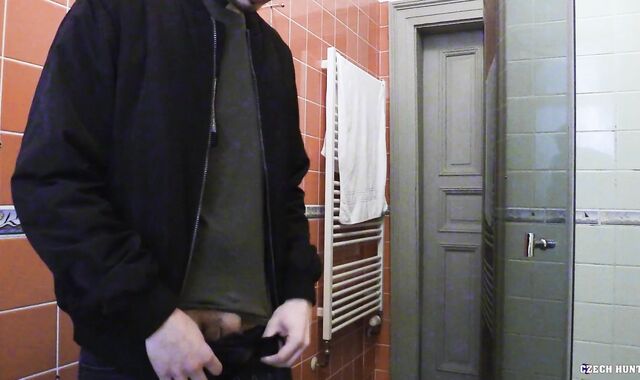 Czech Hunter: Unraveling Bashfulness with Buck Signs