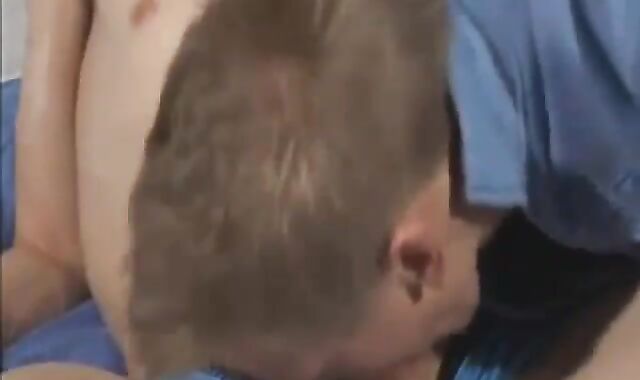 Tw-nks Having Excellent Time