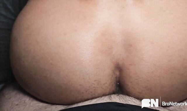 AmateurGayPOV: Your Turn to Attempt the Back Door