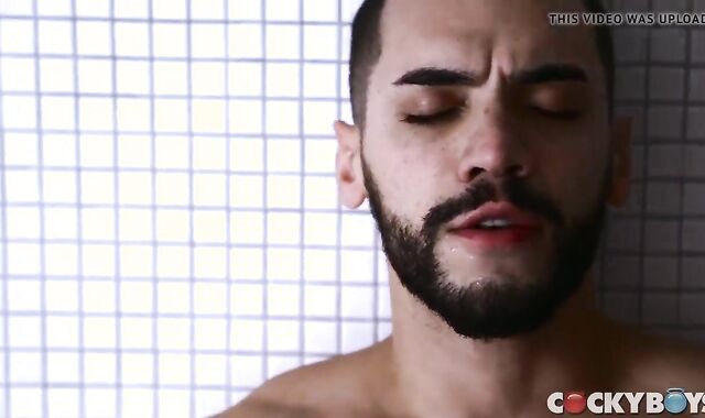 Arad WinWin bangs Liam Riley