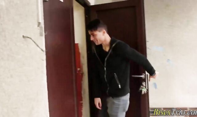 Bisexous Teddy receives suck off