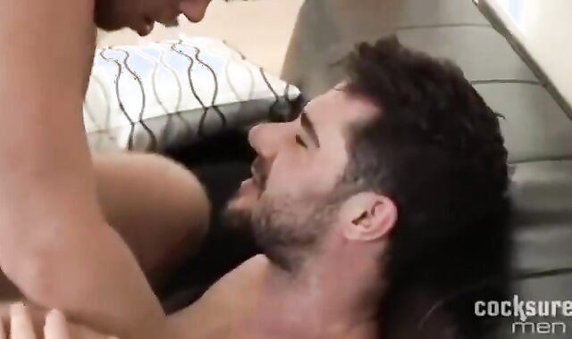 Mar.ko Lebe.au e De.an Mon.roe