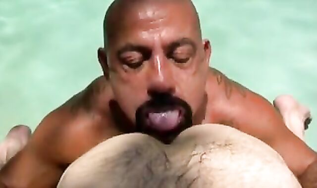 Tat Muscle Father Pool Hookup