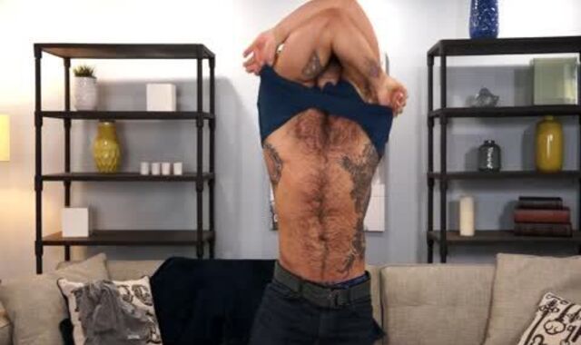 Hairy man Dex Solo