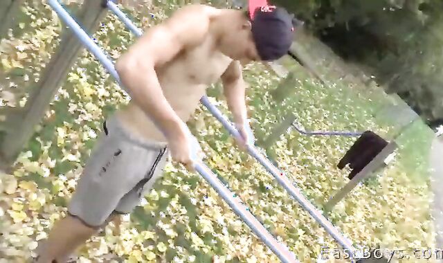 Palms On A Muscleboy