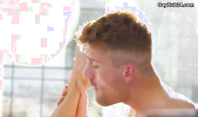 Oliver Robert And Skyy Knox