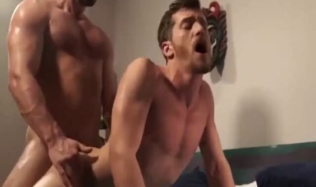 Stas Landon Barebacks Shawn Andrews