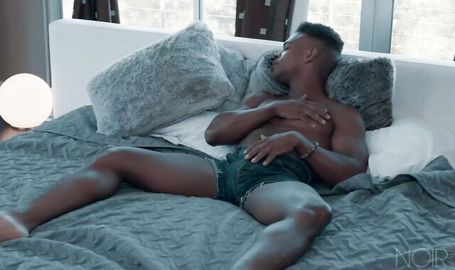 Noir Masculine: Satisfying Trent's Yam-sized Needs