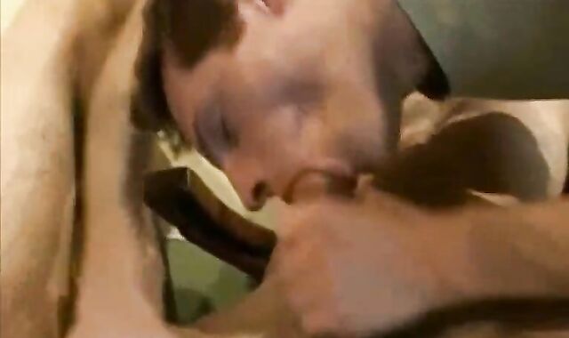 uber-sexy Arab Grizzlies longing