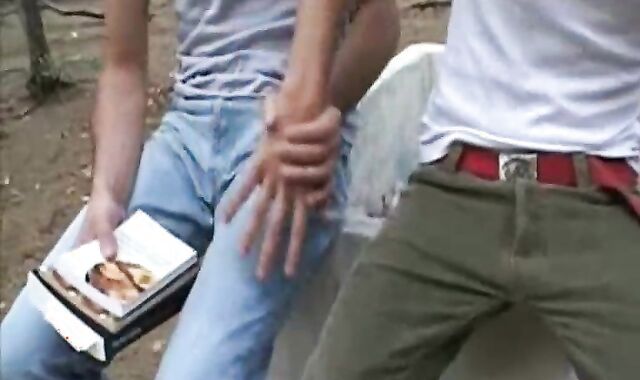 uber-sexy Arab Grizzlies longing