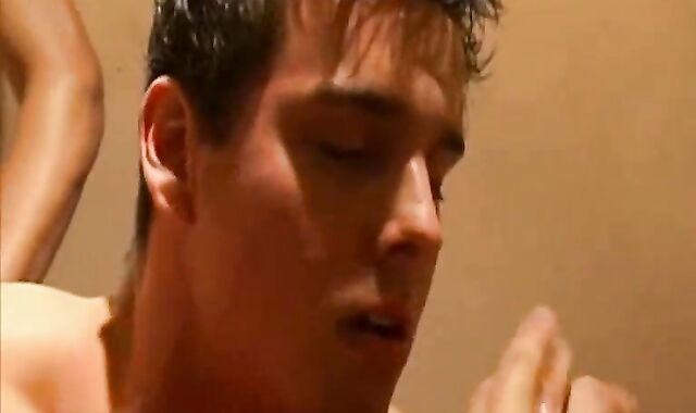 uber-sexy Arab Grizzlies longing