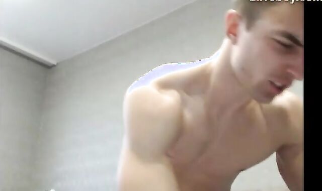 immense pop-shot From Muscle Hairy man stroking off