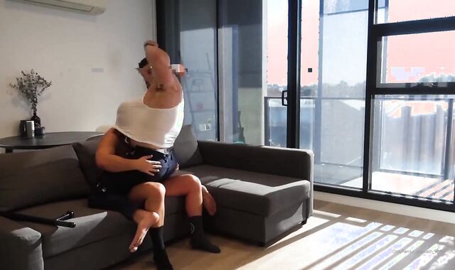 Bodybuilder Stripper strips