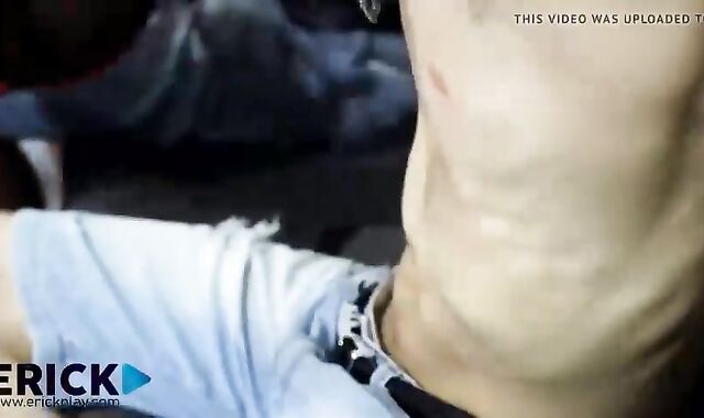 Bulky grizzly having joy with large pink cigar father