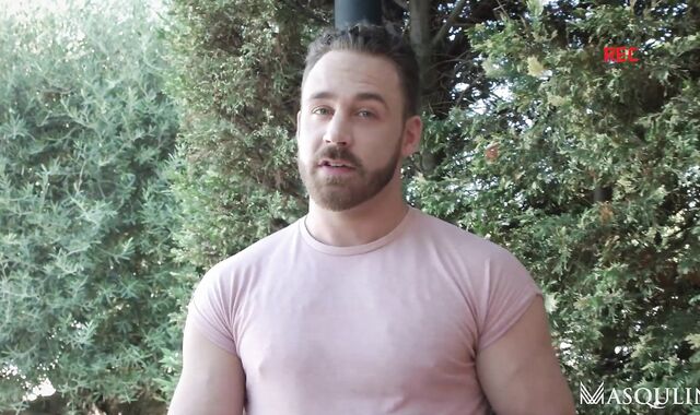 masqulin: Scott Under the Lights