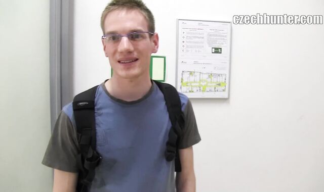 Czech Hunter: When Shopping Turns Into A Deal