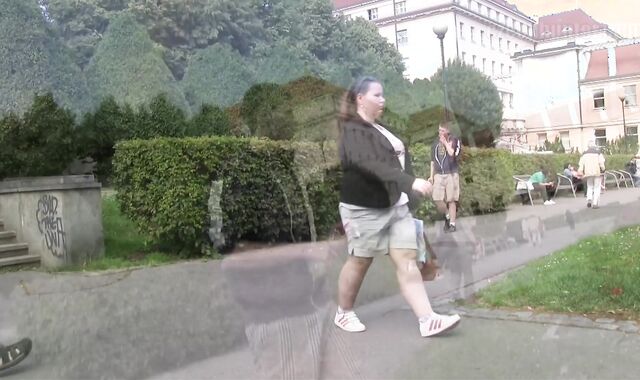 Czech Hunter: Florist's Cock-squeezing Underpants