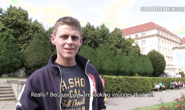 Czech Hunter: Florist's Cock-squeezing Underpants