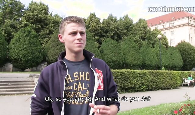 Czech Hunter: Florist's Cock-squeezing Underpants