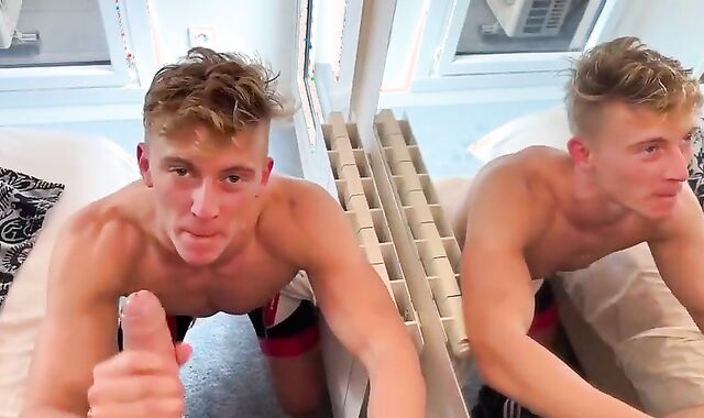 Getting DICKED By A Beefy curly TEDDY [ONLYFANS]