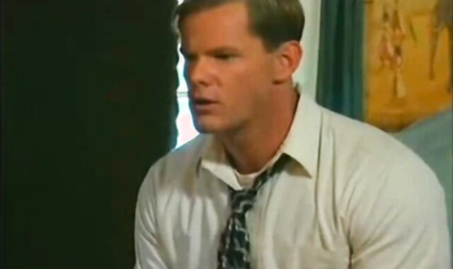 DISTORTED- Studio 2000