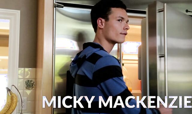 Next Door Twunk: A Fresh Buddy Takes Micky Deep