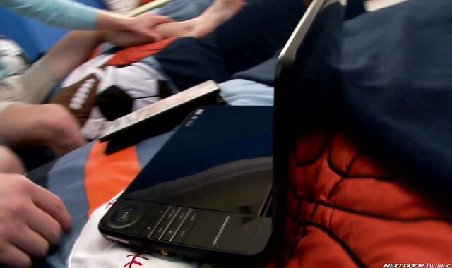 Next Door Twunk: Masturbating Curiosity: A Nephews Tale