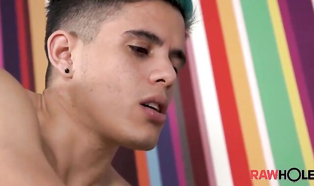 RH Felipe Rivero pummels bombshell Kick