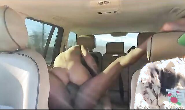 ebony dude inserting Latino biotch In Van