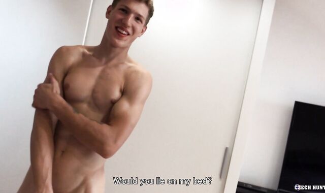 CzechHunter - Czech twunk homosexual Hunter cravings receiving facial cumshot
