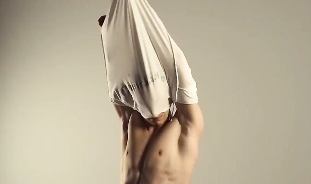 Glamour Masculine Bareness Art Photoshot