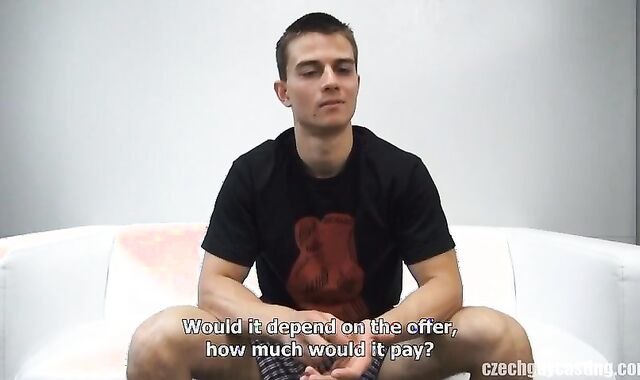 Czech attempt-out Simon