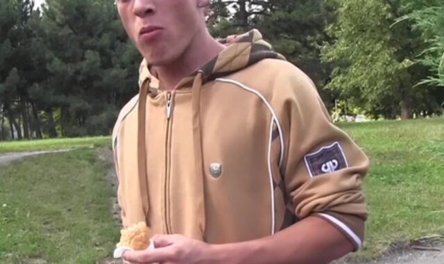 Czech Hunter: Screwing the Bimbo Gay-for-pay Face